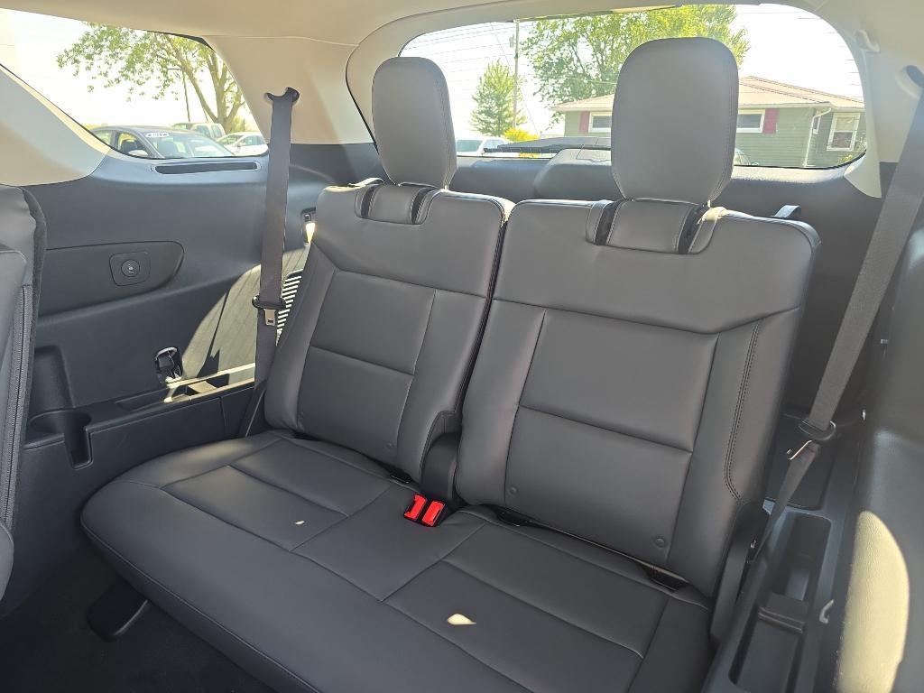 new 2025 Ford Explorer car, priced at $46,995
