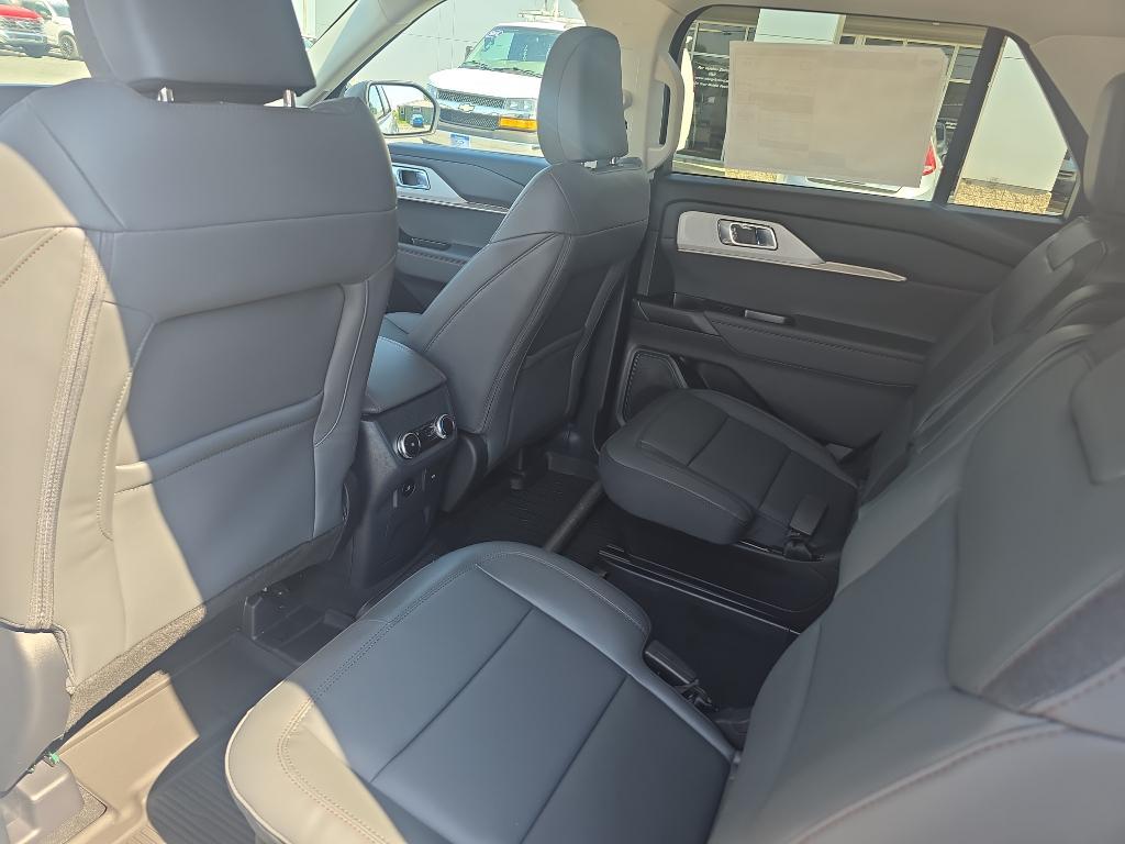 new 2025 Ford Explorer car, priced at $46,995