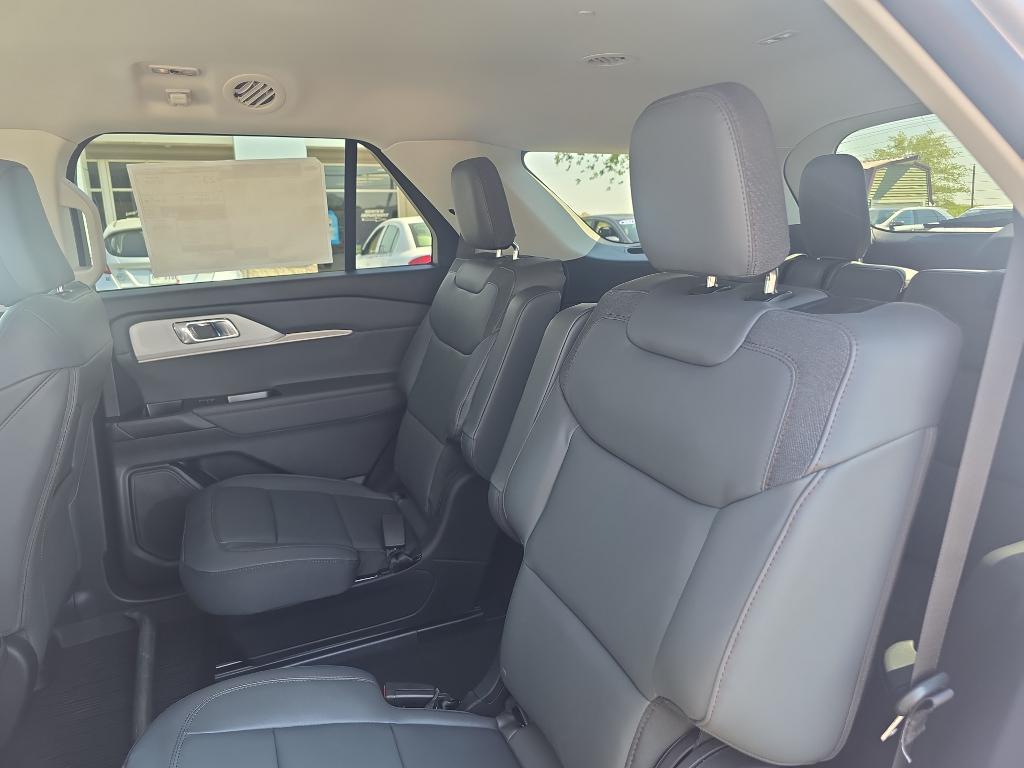new 2025 Ford Explorer car, priced at $46,995