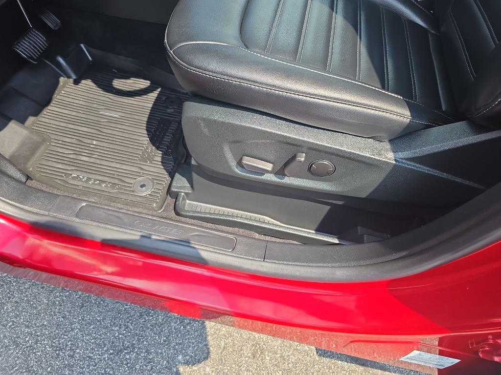 used 2022 Ford Edge car, priced at $26,995