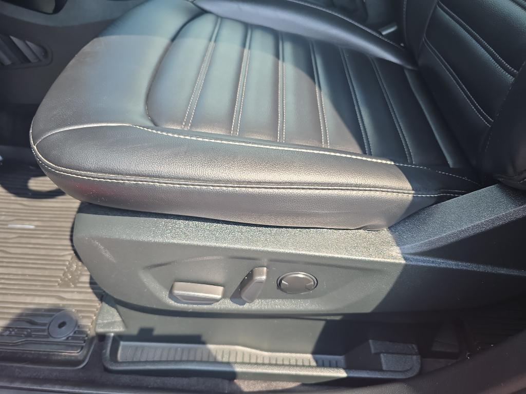 used 2022 Ford Edge car, priced at $26,995