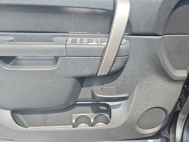 used 2013 Chevrolet Silverado 1500 car, priced at $15,995