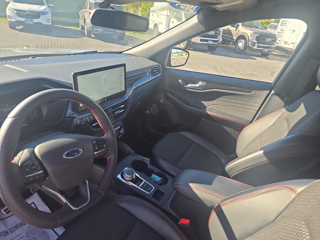 used 2024 Ford Escape car, priced at $25,995