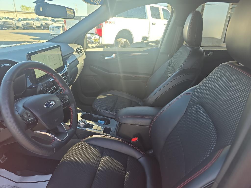 used 2024 Ford Escape car, priced at $25,995