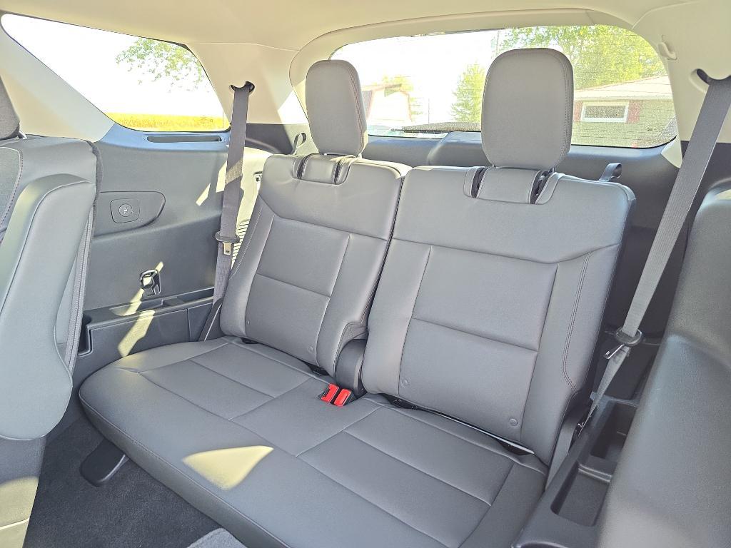 new 2025 Ford Explorer car, priced at $47,995