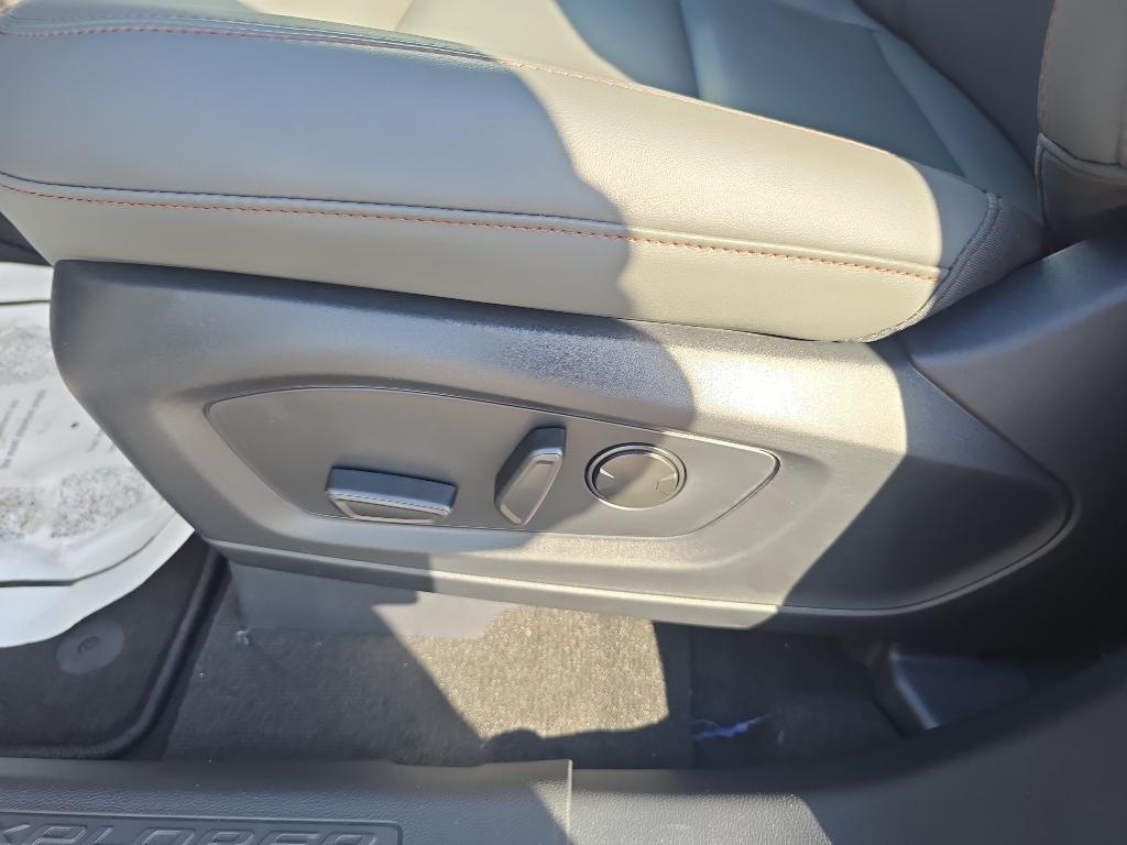 new 2025 Ford Explorer car, priced at $47,995