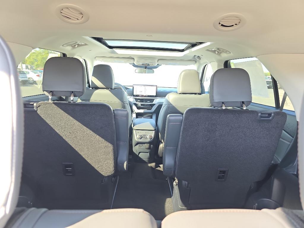 new 2025 Ford Explorer car, priced at $47,995
