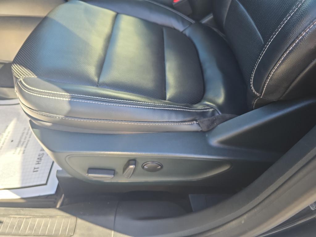 used 2022 Ford Escape car, priced at $20,995