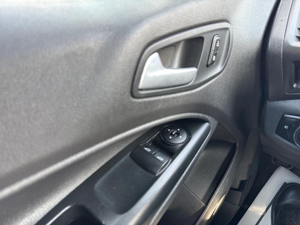 used 2014 Ford Transit Connect car, priced at $12,995