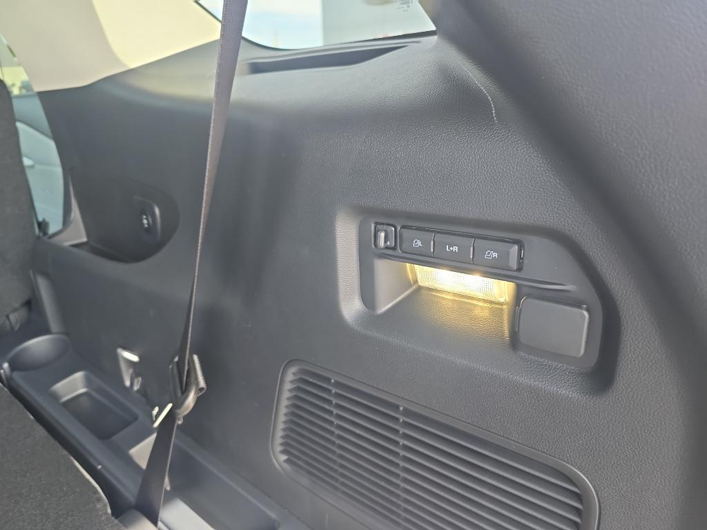 new 2025 Ford Explorer car, priced at $59,995