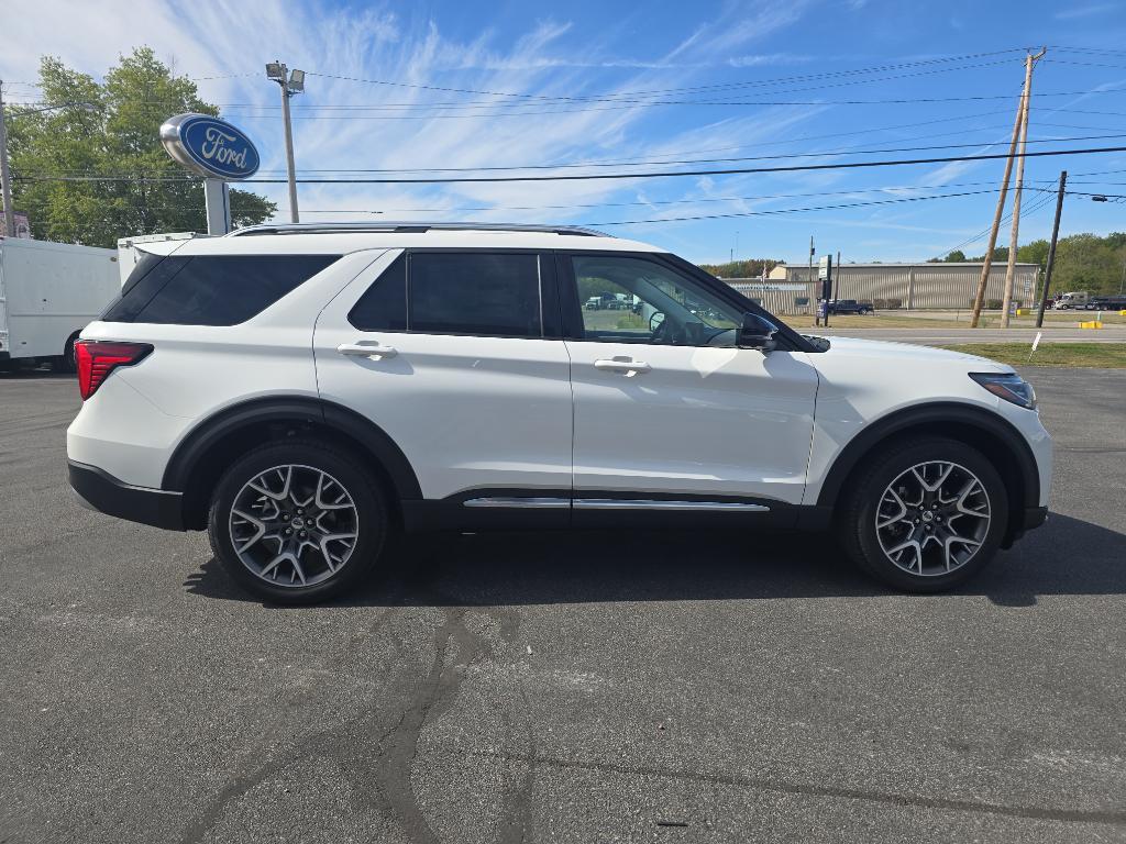 new 2025 Ford Explorer car, priced at $59,995