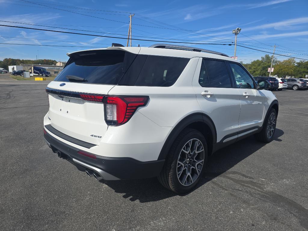 new 2025 Ford Explorer car, priced at $59,995