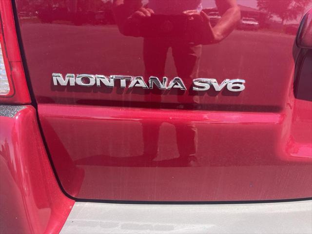 used 2005 Pontiac Montana SV6 car, priced at $9,995