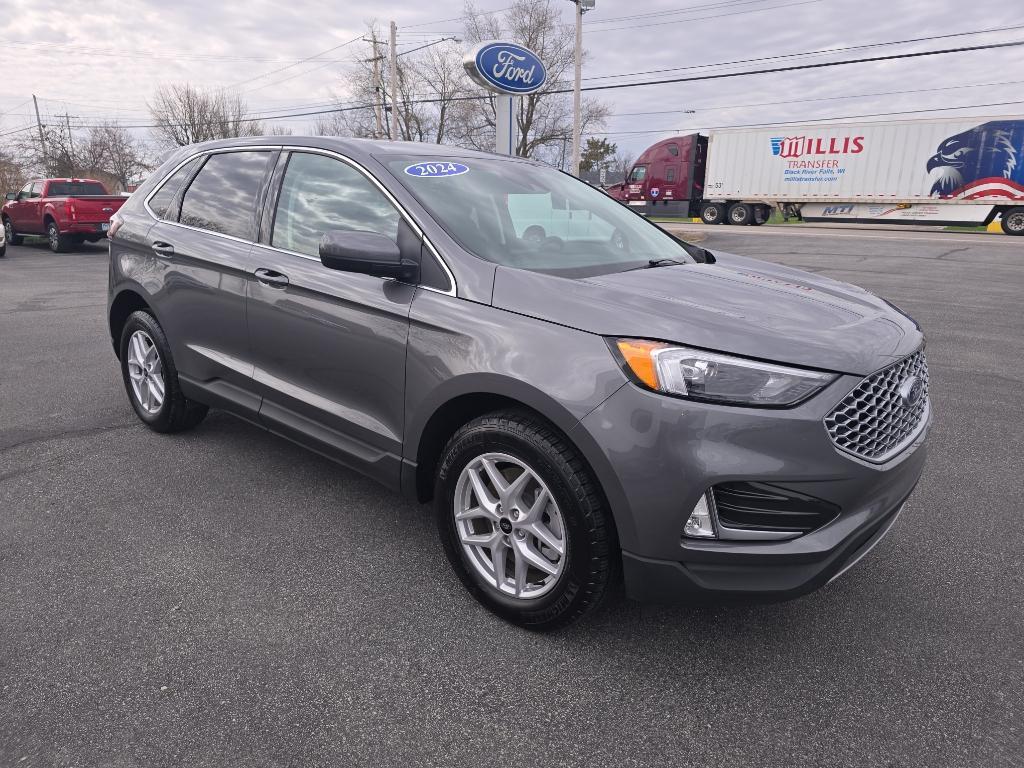 used 2024 Ford Edge car, priced at $27,995