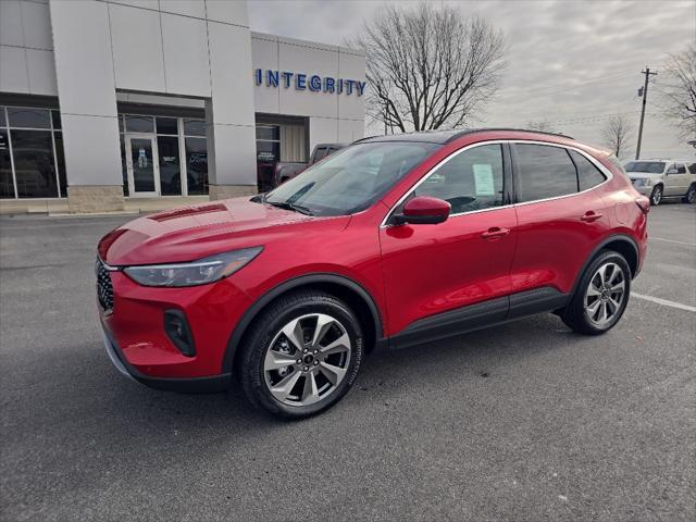 new 2025 Ford Escape car, priced at $39,995