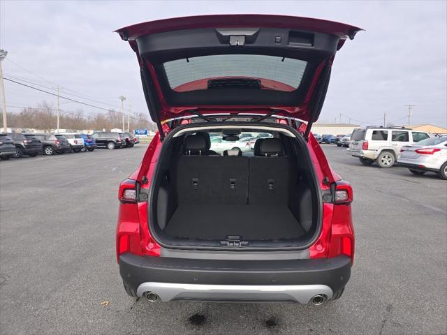 new 2025 Ford Escape car, priced at $39,995