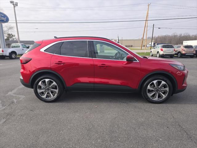 new 2025 Ford Escape car, priced at $39,995