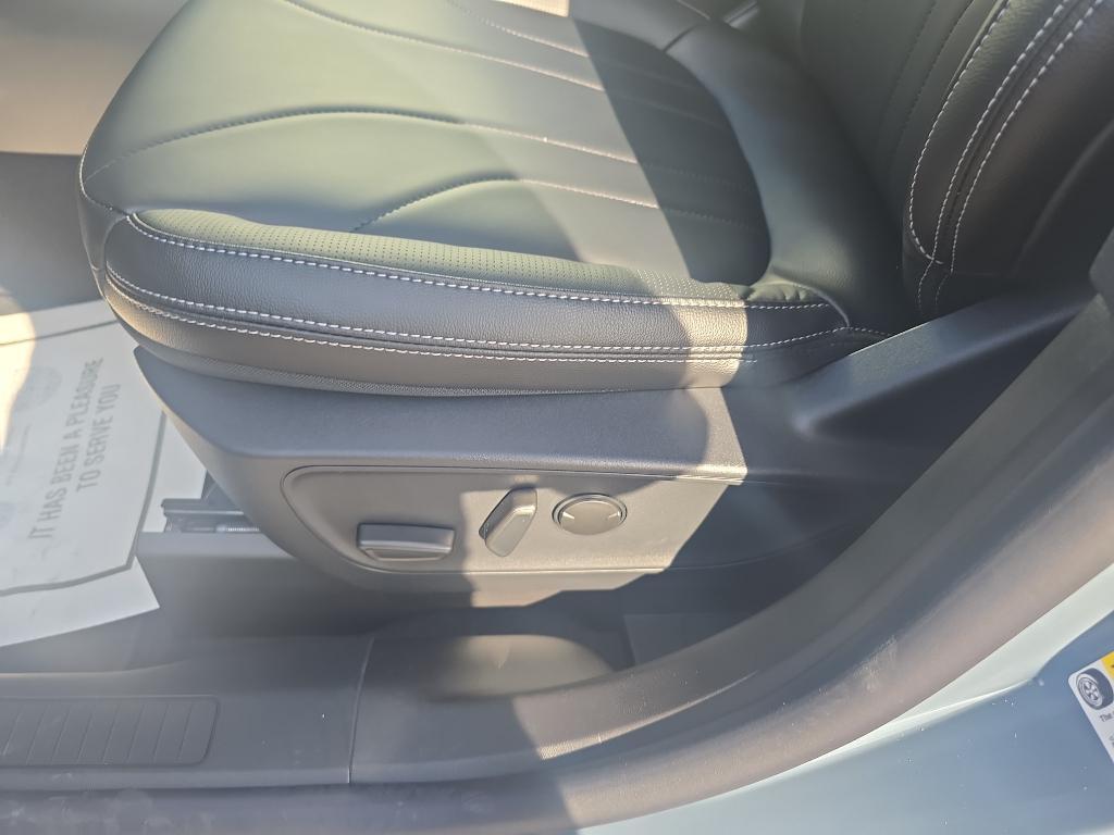 new 2025 Ford Escape PHEV car, priced at $41,595