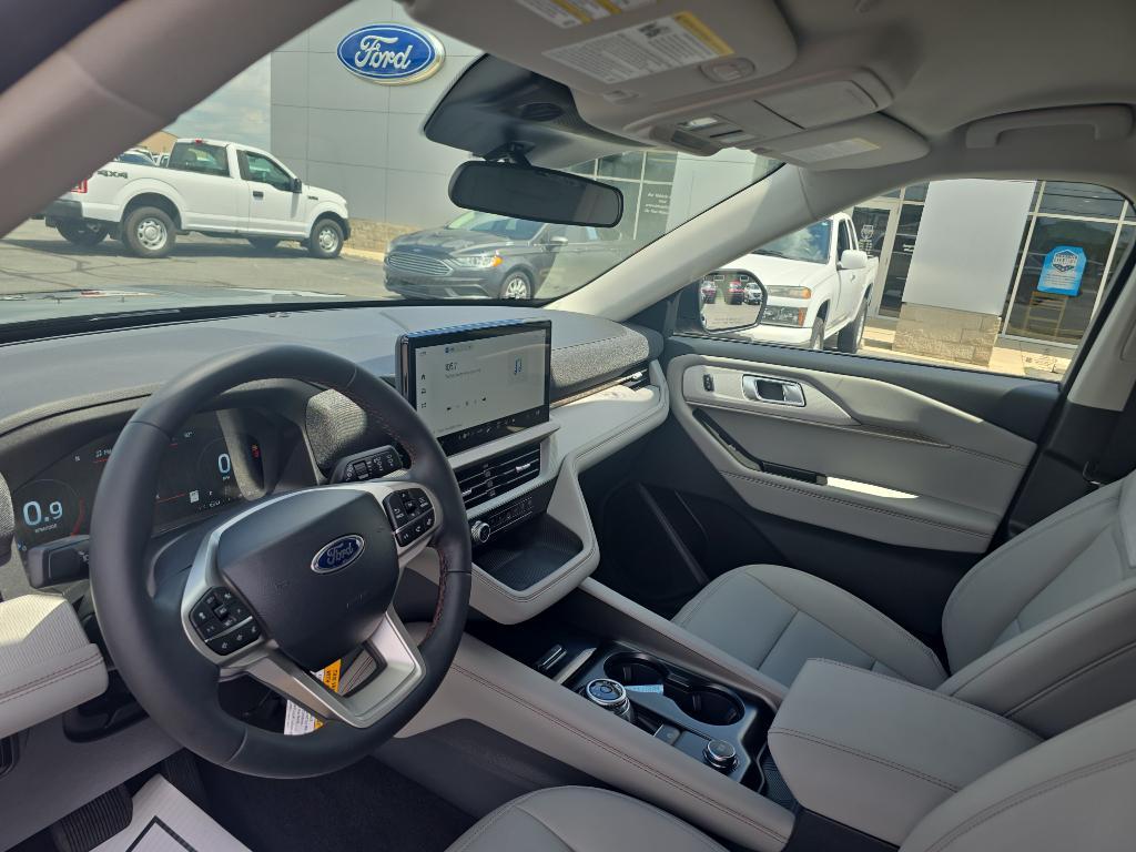 new 2025 Ford Explorer car, priced at $46,995