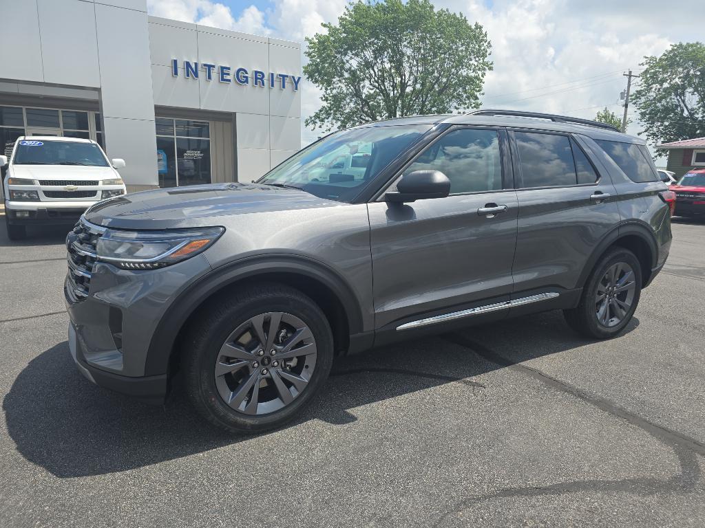 new 2025 Ford Explorer car, priced at $46,995