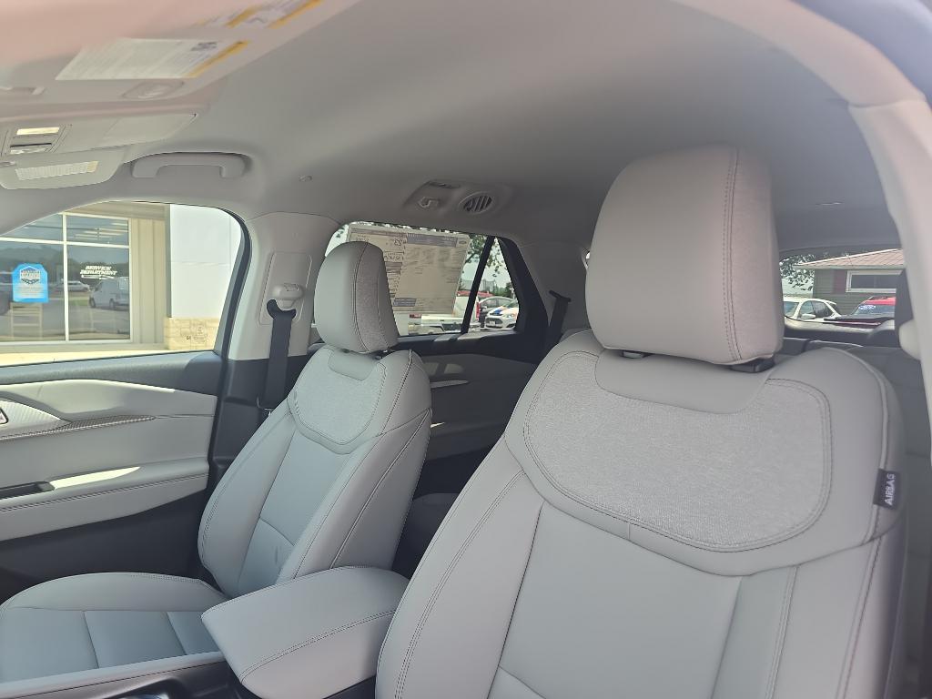 new 2025 Ford Explorer car, priced at $46,995