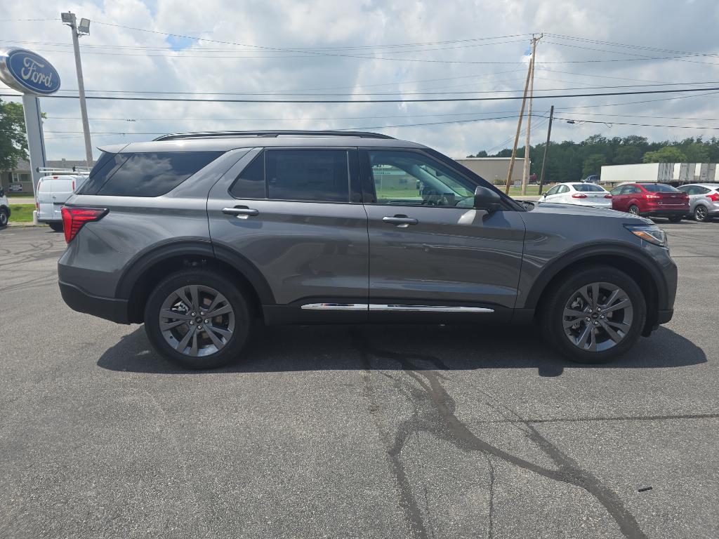 new 2025 Ford Explorer car, priced at $46,995