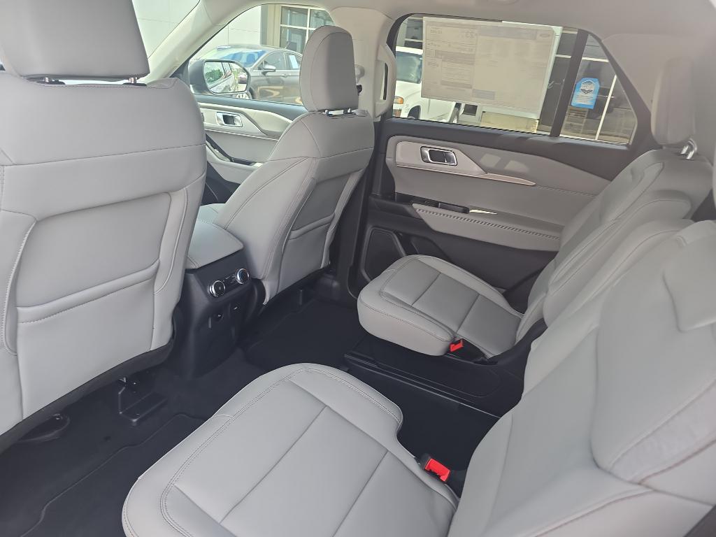 new 2025 Ford Explorer car, priced at $46,995