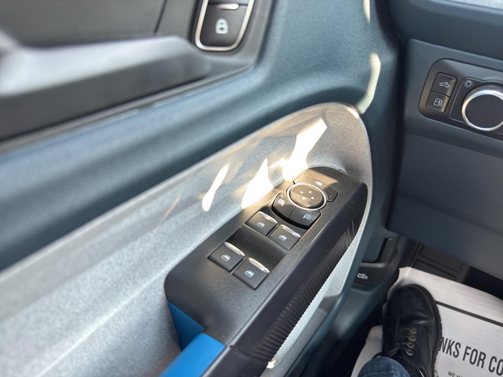 new 2025 Ford Maverick car, priced at $32,995