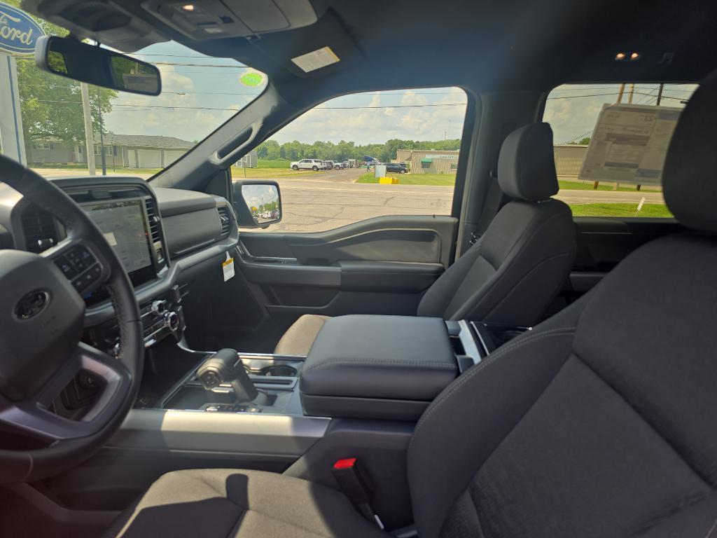 new 2025 Ford F-150 car, priced at $58,495