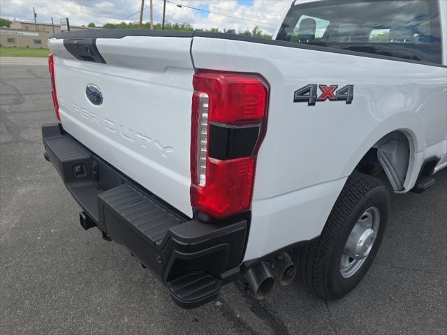 new 2025 Ford F-350 car, priced at $65,495