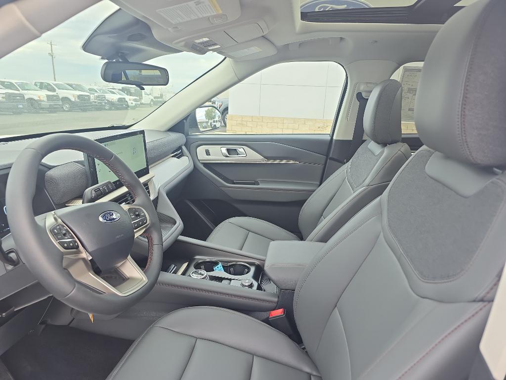 new 2025 Ford Explorer car, priced at $48,995