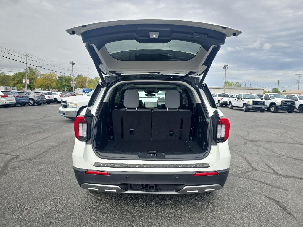 new 2025 Ford Explorer car, priced at $48,995