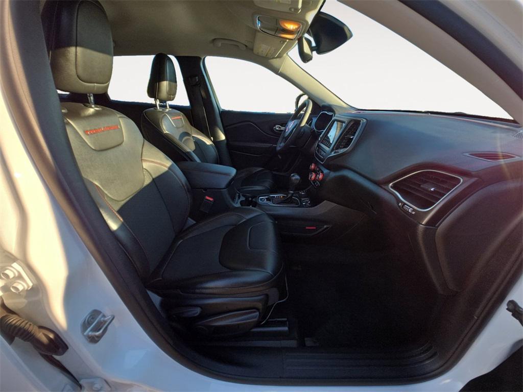 used 2022 Jeep Cherokee car, priced at $23,995