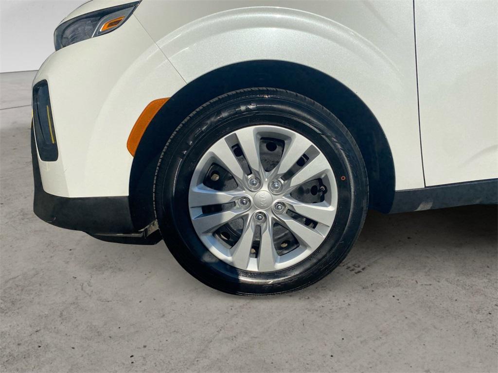 used 2021 Kia Soul car, priced at $14,495