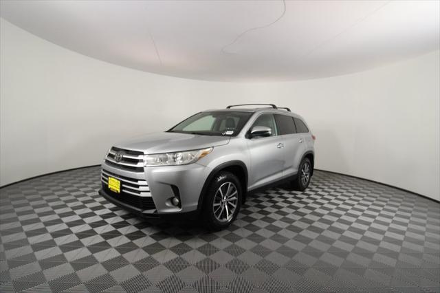 used 2019 Toyota Highlander car, priced at $23,995