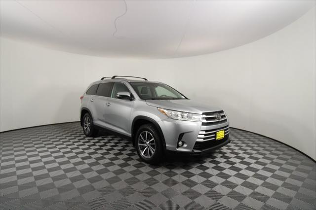 used 2019 Toyota Highlander car, priced at $23,995