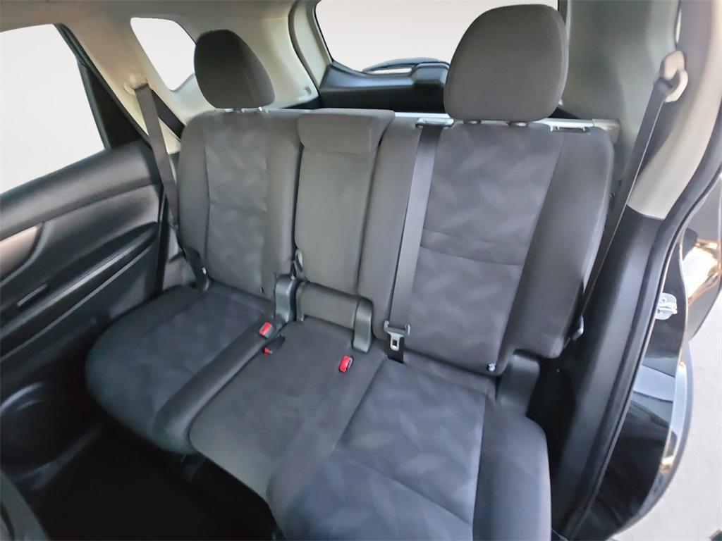 used 2015 Nissan Rogue car, priced at $11,995