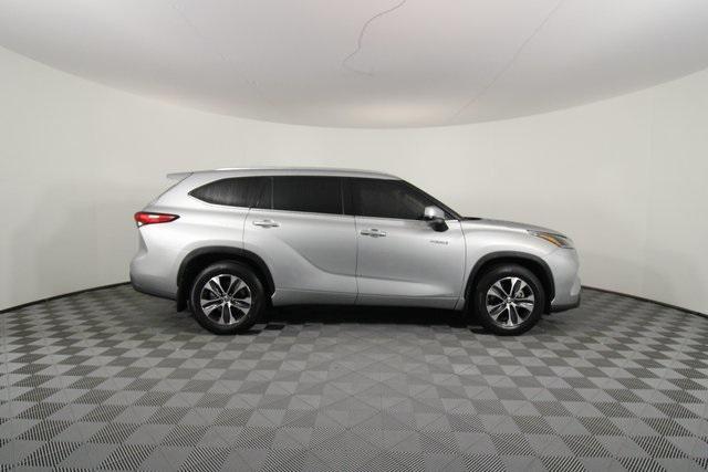 used 2021 Toyota Highlander Hybrid car, priced at $35,995