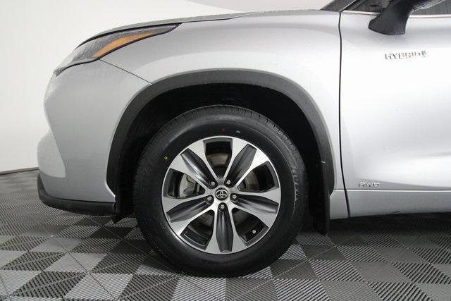 used 2021 Toyota Highlander Hybrid car, priced at $35,995