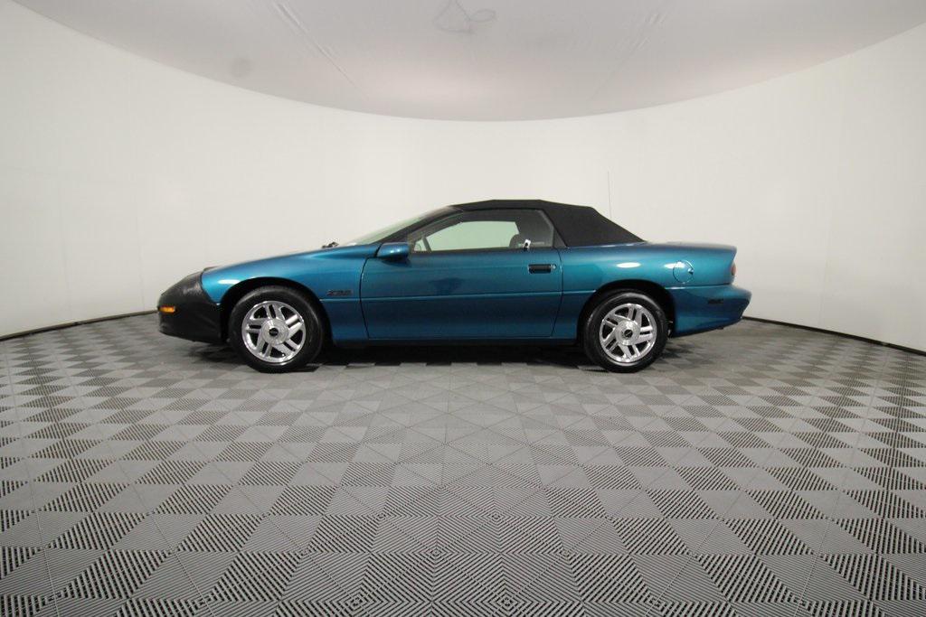 used 1995 Chevrolet Camaro car, priced at $9,995
