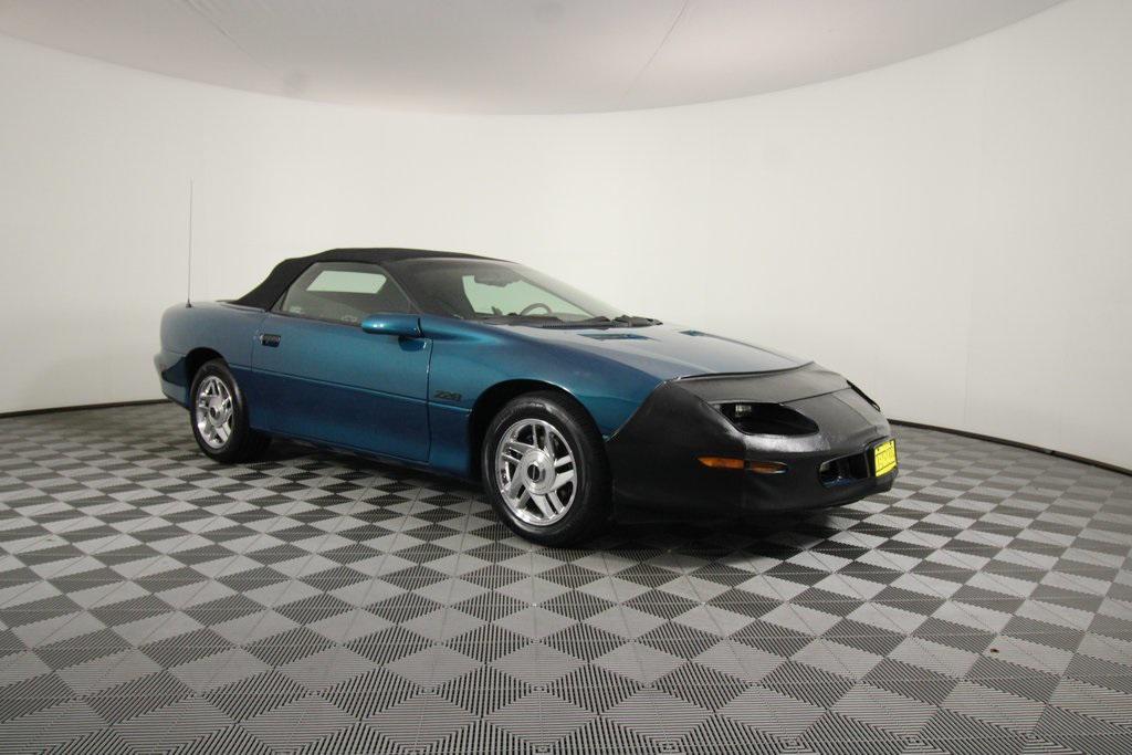 used 1995 Chevrolet Camaro car, priced at $9,995