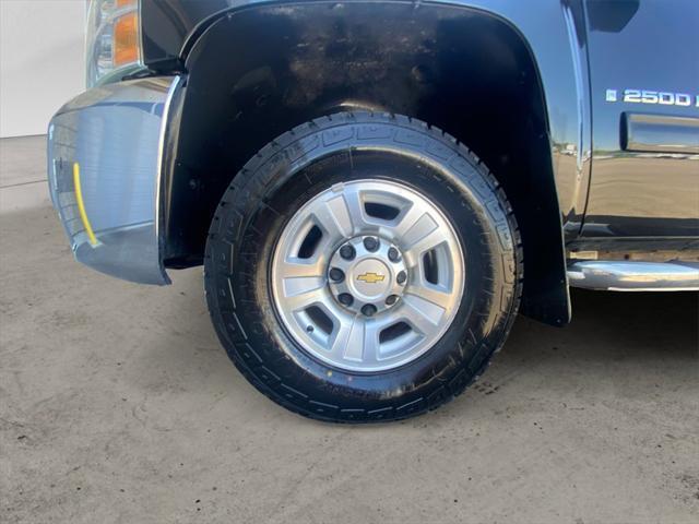 used 2009 Chevrolet Silverado 2500 car, priced at $24,990