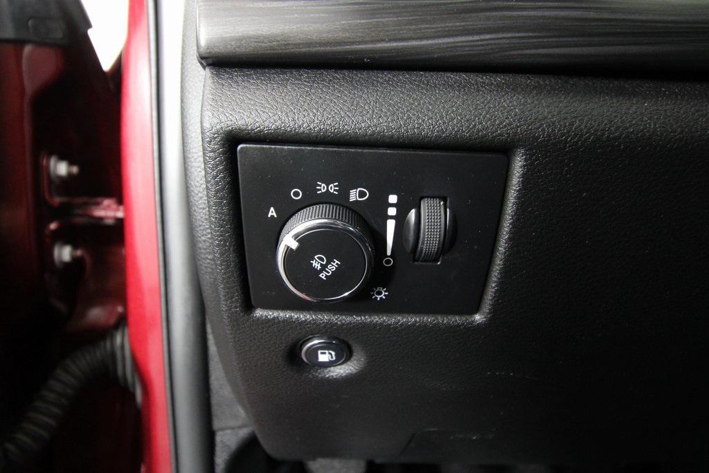used 2019 Jeep Grand Cherokee car, priced at $22,995