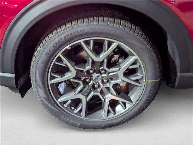 new 2025 Ford Explorer car, priced at $56,467