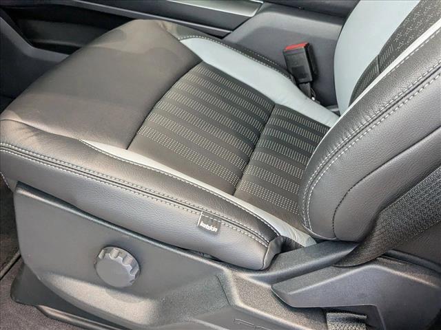 new 2025 Ford F-150 car, priced at $48,583