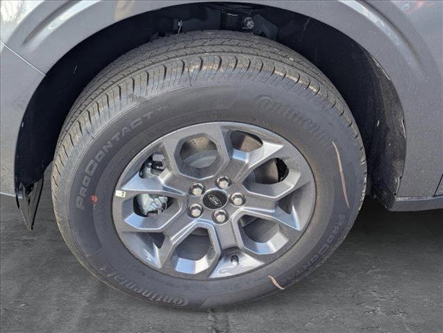 new 2025 Ford Maverick car, priced at $32,057
