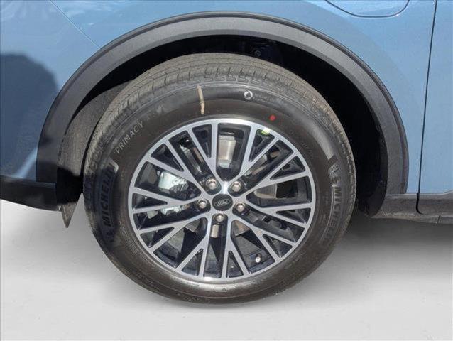 new 2025 Ford Escape PHEV car, priced at $30,600