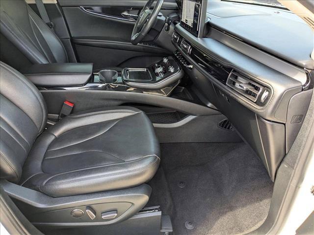 used 2022 Lincoln Nautilus car, priced at $27,992
