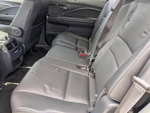 used 2022 Honda Pilot car, priced at $33,491