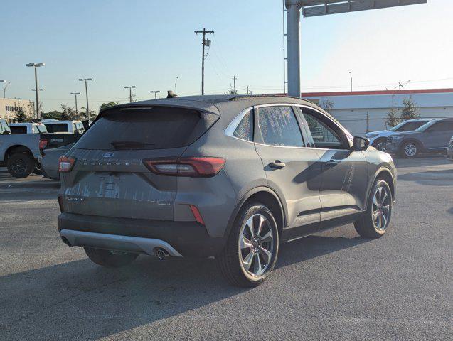 new 2025 Ford Escape car, priced at $39,620